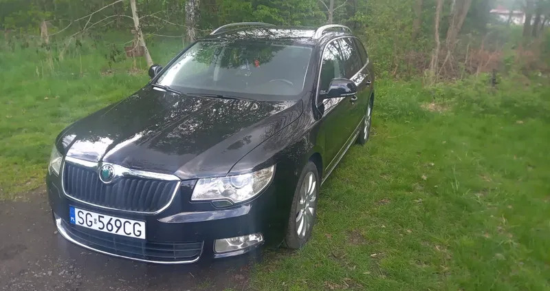 skoda Skoda Superb cena 36200 przebieg: 147263, rok produkcji 2011 z Gliwice